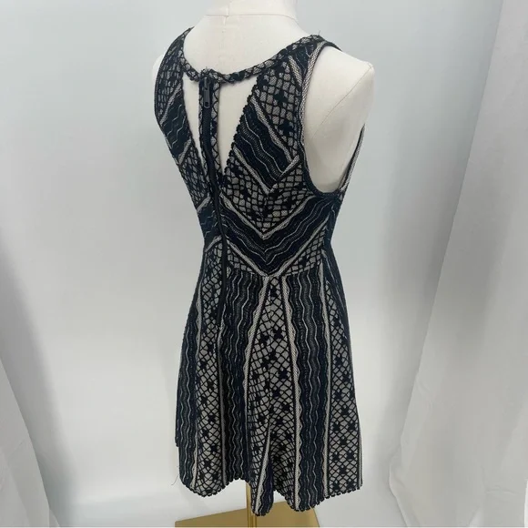 Free People Black Lace Mini Dress Twee Indie Boho Y2K Size 2 - Picture 9 of 13